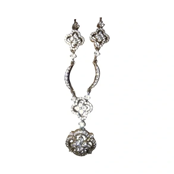 Luxury 925 Sterling Silver Diamond & Sapphire Clover Necklace paid $3,500 - Picture 14 of 15